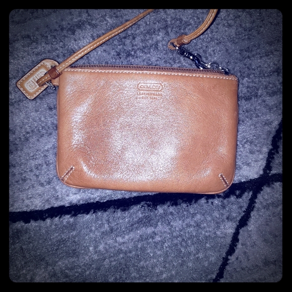 Coach Handbags - Coach clutch Coach Handbags - Coach clutch